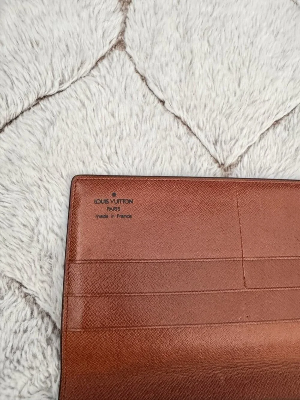 Louis Vuitton authentic louis